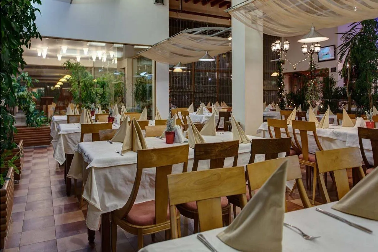 Platinum Hotel And Casino בנסקו